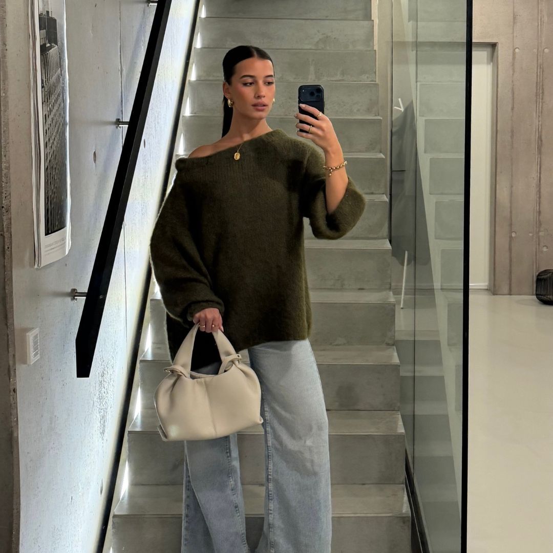 Mia – Camisola "Off-Shoulder" em Malha Ultra-Suave