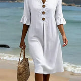 Vestido informal de mulher com botões