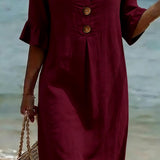 Vestido informal de mulher com botões