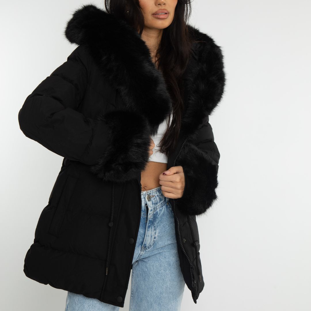 Isabel – Parka de Inverno com Capuz em Pelo