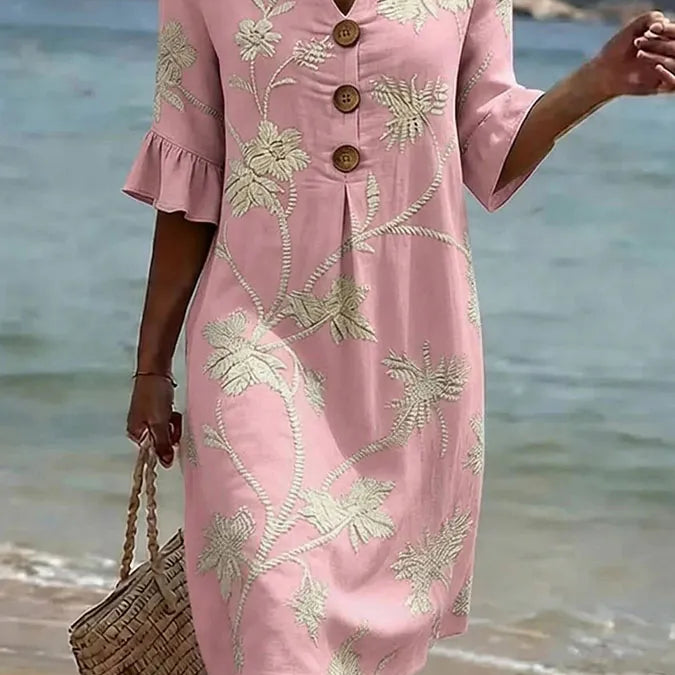 Vestido informal de mulher com botões