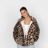 Matilde – O Cardigã Oversized em Malha