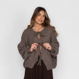 Olívia – Cardigã de Malha Grossa com Laço
