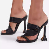 Mille | Elegantes saltos