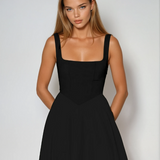 Carolina – Vestido de Gala com Decote Carmen e Saia Fluida