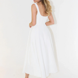 Carolina – Vestido de Gala com Decote Carmen e Saia Fluida