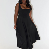 Carolina – Vestido de Gala com Decote Carmen e Saia Fluida