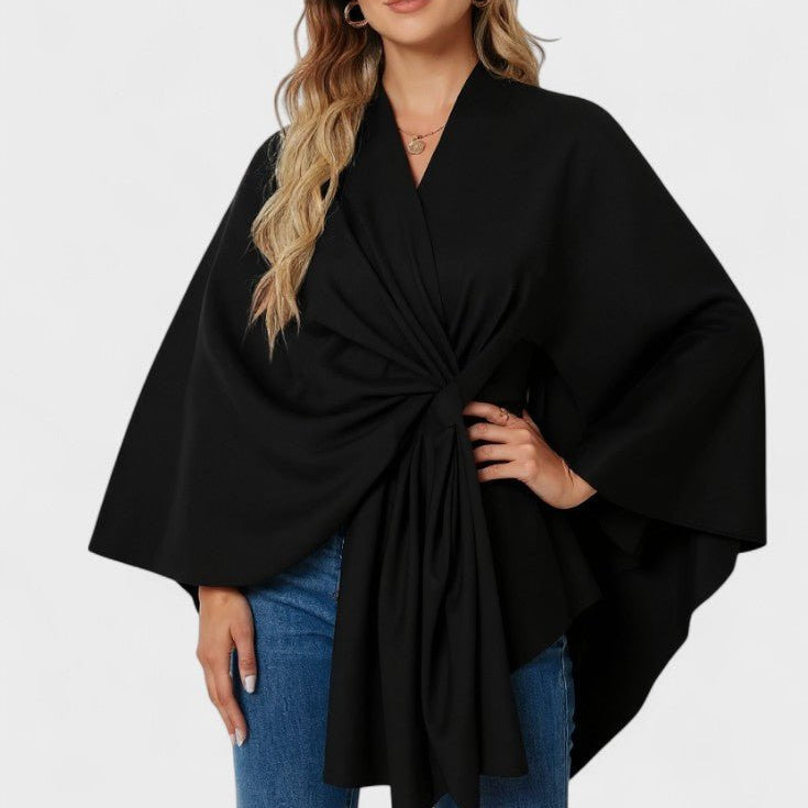 Yvette | Poncho Draperet Elegante