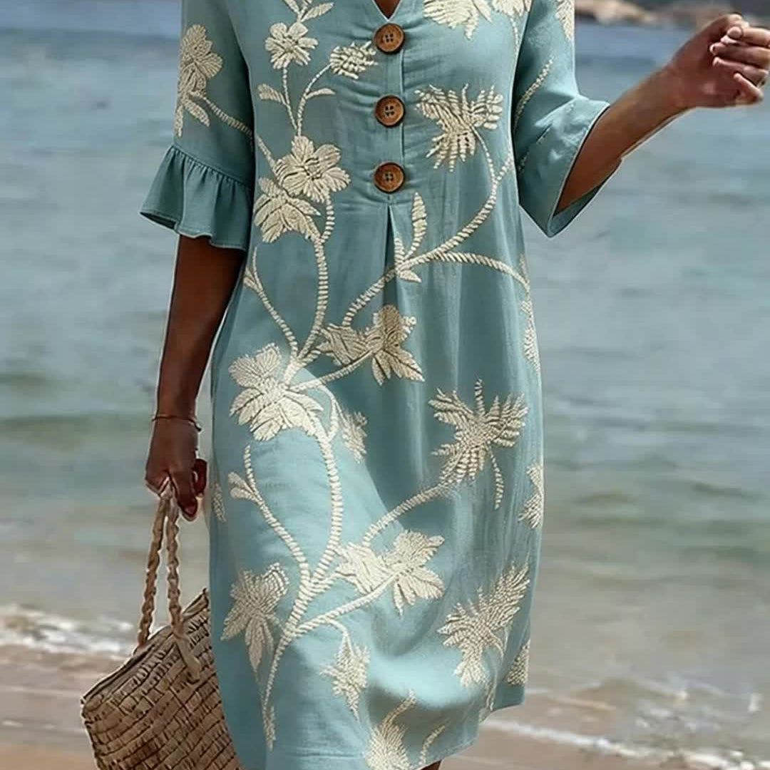Vestido informal de mulher com botões