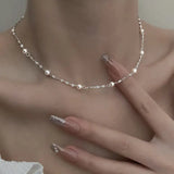 Colar Elegante em Pérolas Brilhantes