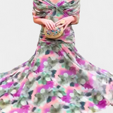 Alondra – Vestido com Estampa Floral e Cintura Esculpida