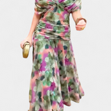 Alondra – Vestido com Estampa Floral e Cintura Esculpida